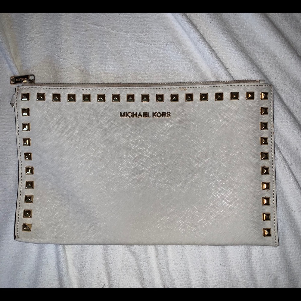 MK Clutch